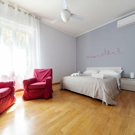 Sant'Orsola Colorful Huge Apartment Bologna Kültér fotó